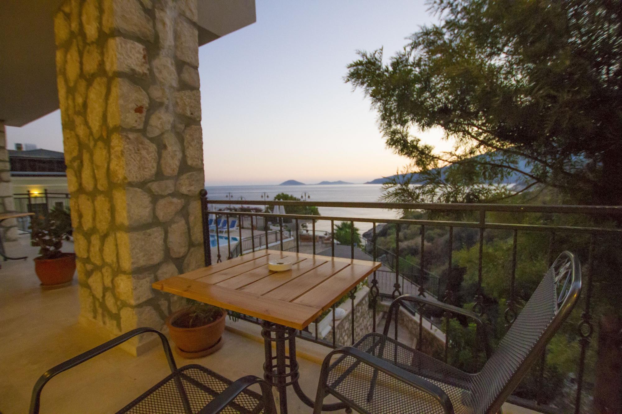 Kulube Hotel Kalkan Exterior photo
